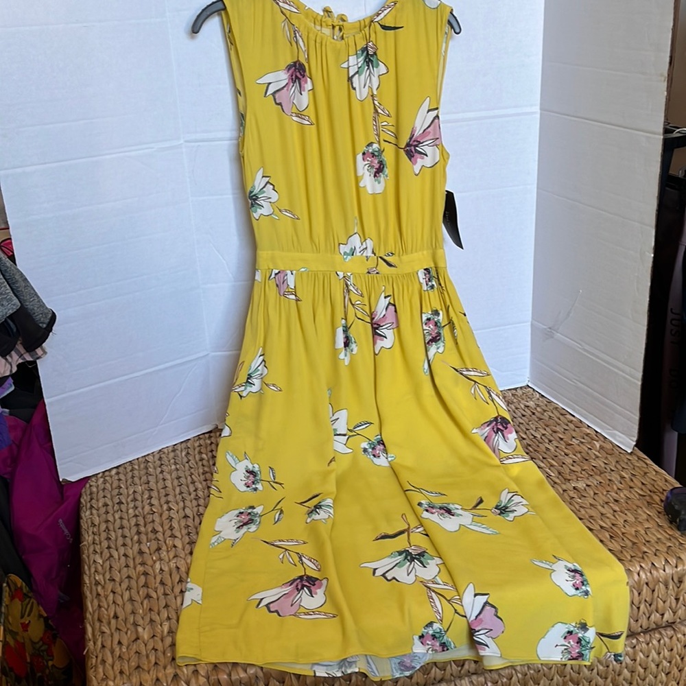 Zara Yellow Floral Sleeveless Midi Dress